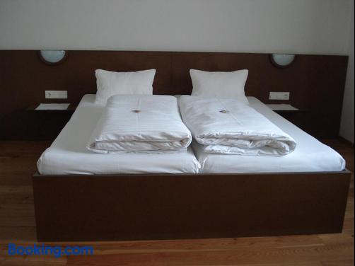 Gästehaus Obwexer - Matrei in Osttirol - Cama