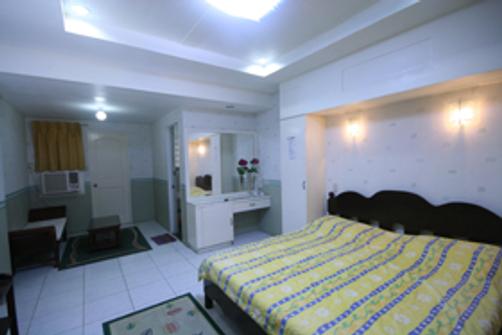 Villa Blanca Hotel - Tuguegarao City - Quarto