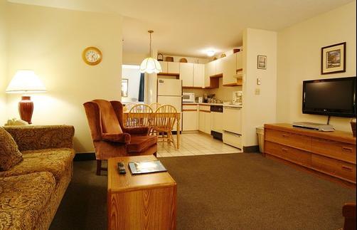 Misty Harbor Resort Motel - Wells - Sala de estar