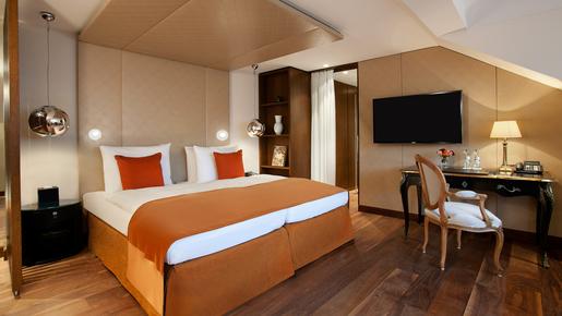 Hotel Vier Jahreszeiten Kempinski Muenchen - Munique - Quarto