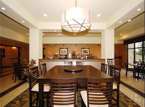 Best Western Plus Christopher Inn & Suites - Forney - Restaurante