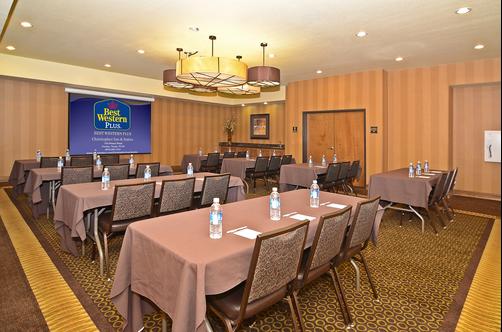 Best Western Plus Christopher Inn & Suites - Forney - Sala de conferências