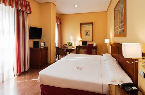 Becquer Hotel - Sevilha - Quarto