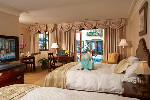 Best Western Plus Sunset Plaza Hotel - Los Angeles - Quarto