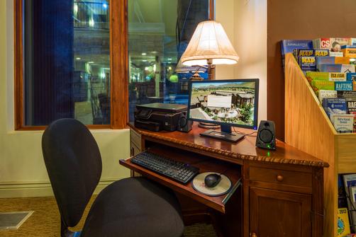 AmericInn Lodge & Suites Hailey - Sun Valley - Hailey - Business center