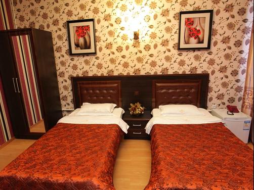 Grand Hotel - Bishkek - Quarto