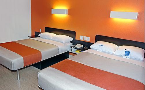 Motel 6 Palm Springs Downtown - Palm Springs - Quarto