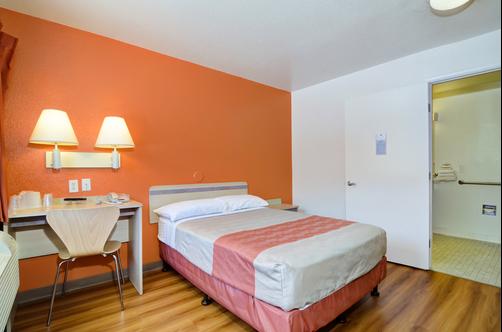 Motel 6 Palm Springs E East Palm Canyon - Palm Springs - Quarto