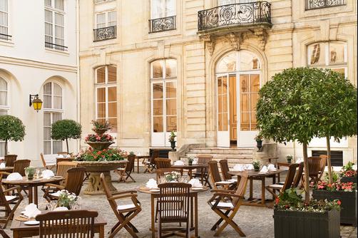 Saint James Albany Paris Hotel Spa - Paris - Pátio