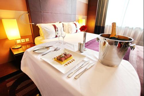 Holiday Inn Sofia - Sofia - Comida