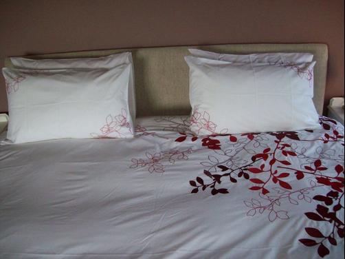 Hottentots Mountain View Guest House - Somerset West - Cama