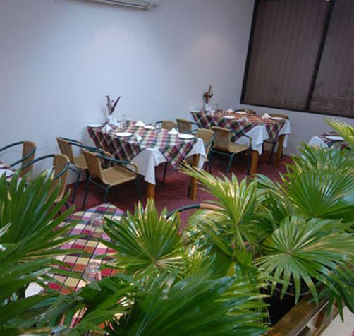 Rose Wood Residence - Dhaka - Restaurante