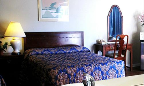 Flagstone Motel - Port Angeles - Cama