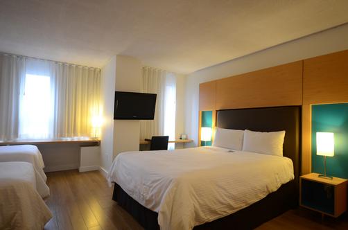 Bond Place Hotel - Toronto - Quarto
