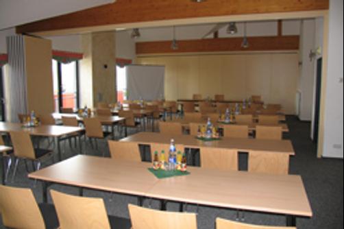 Euroville - Naumburg - Sala de conferências