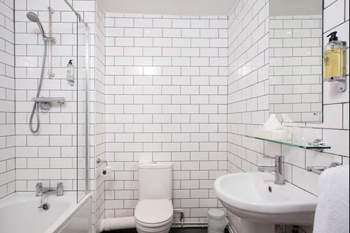 Kings Hotel - Brighton - Banheiro