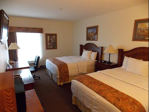 Brookside Inn & Suites - White City - Quarto