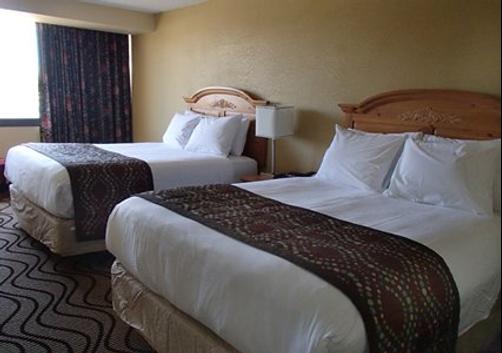 Clarion Hotel Airport & Conference Center - Charlotte - Quarto
