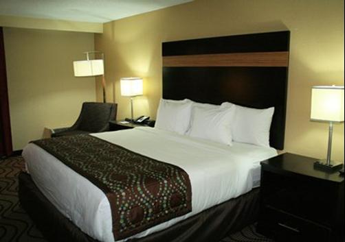 Clarion Hotel Airport & Conference Center - Charlotte - Quarto