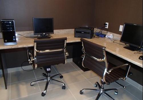 Clarion Hotel Airport & Conference Center - Charlotte - Business center
