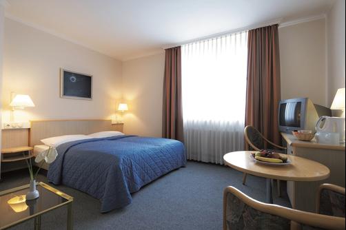InterCityHotel Frankfurt - Frankfurt - Quarto