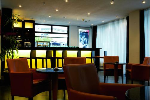 InterCityHotel Frankfurt - Frankfurt - Lobby