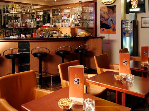 InterCityHotel Frankfurt - Frankfurt - Bar