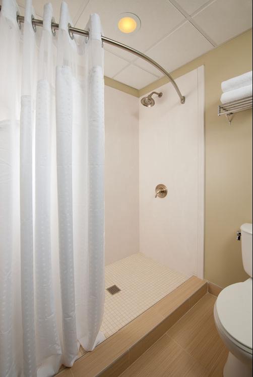 Holiday Inn Express & Suites Pittsburgh West - Greentree - Pittsburgh - Banheiro