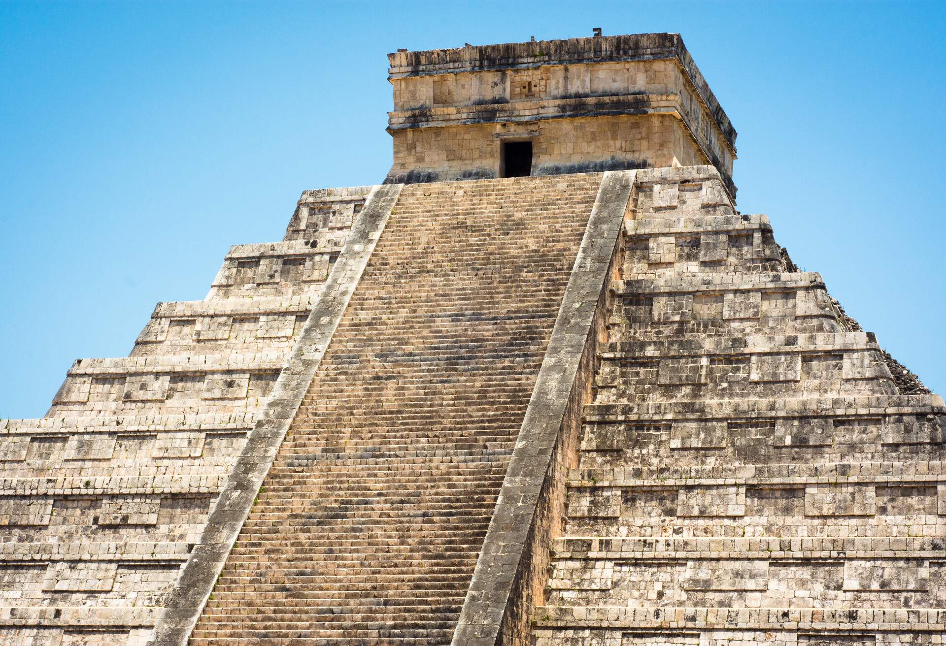 Mexico, Yucatan state, Chichen Itza archeological site, World heritage of UNESCO, Pyramid, ancient mayan ruins