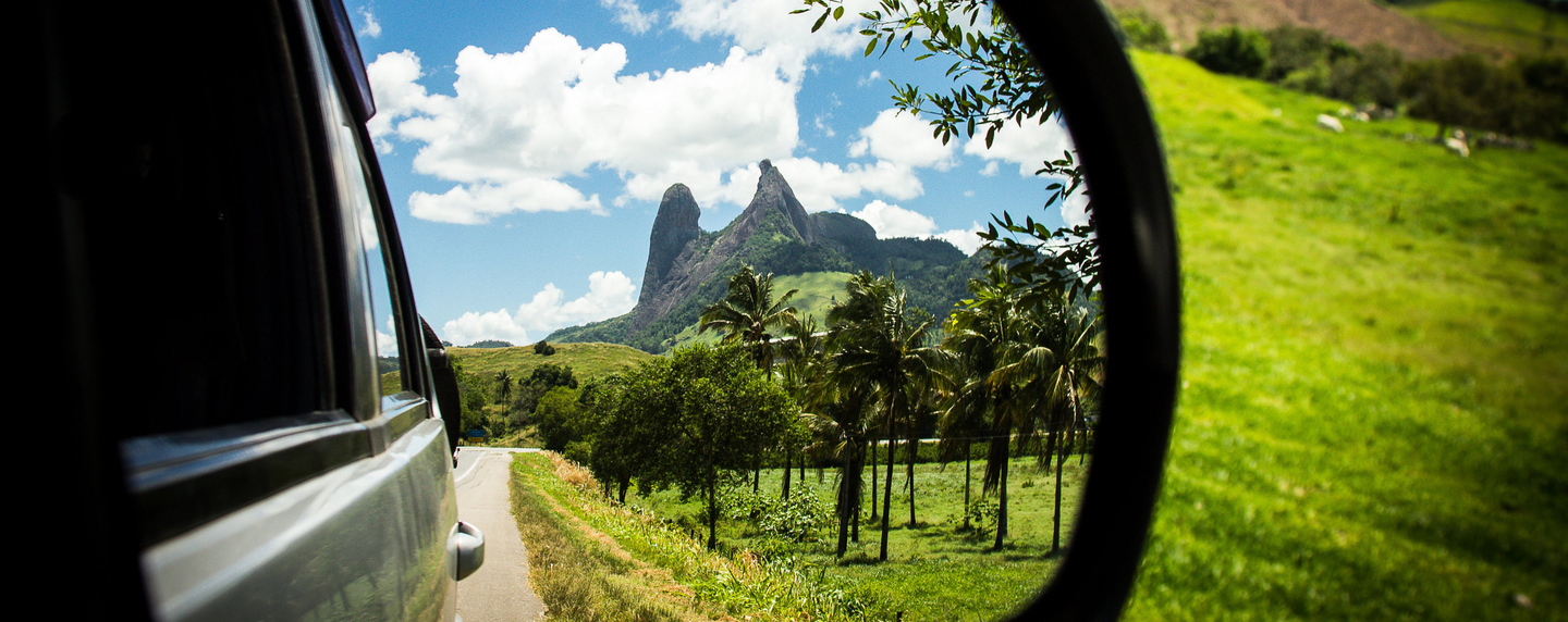 O Monumento Natural Frade e Freira faz parte das paisagens que você vai econtrar na sua road trip pelo Brasil