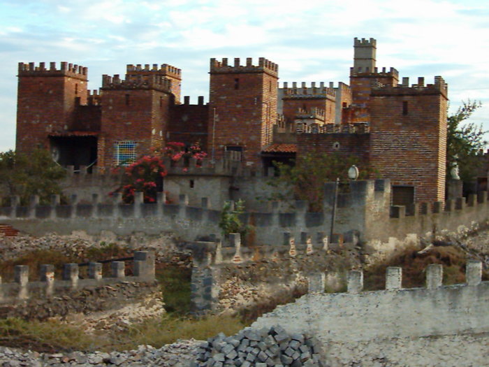 Os mais bonitos castelos no Brasil - Castelo Engady, Caicó