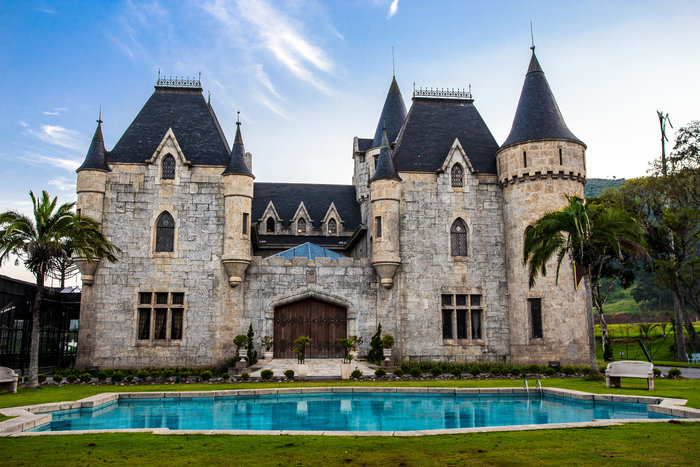 Os mais bonitos castelos no Brasil - Castelo de Itaipava, Petrópolis