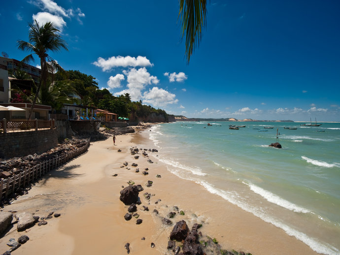 Difícil vai ser escolher entre as praias, lagoas e santuários para visitar em Pipa