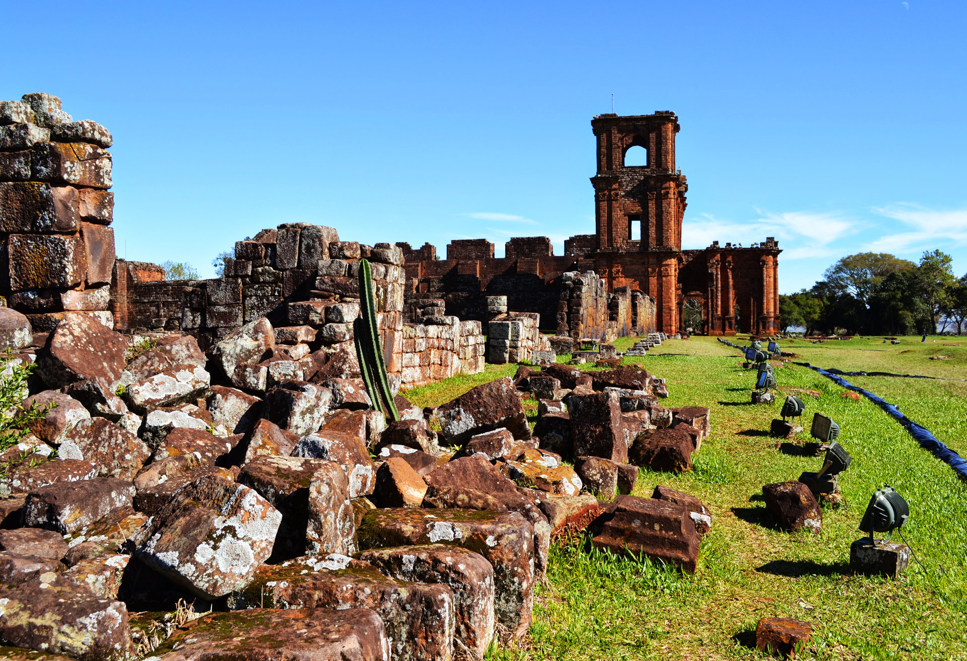 Um passeio histórico e divertido pelas ruínas de São Miguel das Missões
