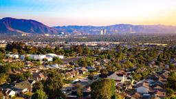 Pesquise passagens baratas para Burbank