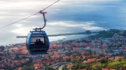 Pesquise passagens baratas para Funchal