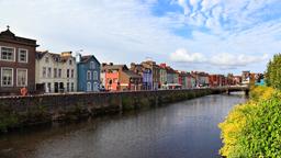 Pesquise passagens baratas para Cork
