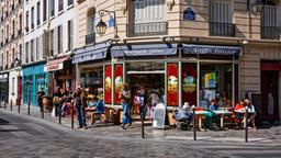 Pesquise passagens baratas para Paris