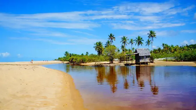 Fica fácil entender porque as celebridades adoram passar o Ano Novo em Trancoso, na Bahia