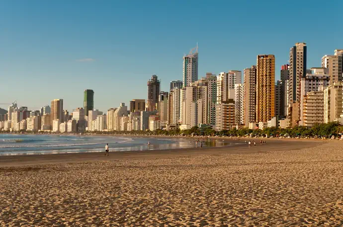 A Praia Central de Balneário Camboriú sedia uma super festa na hora da virada