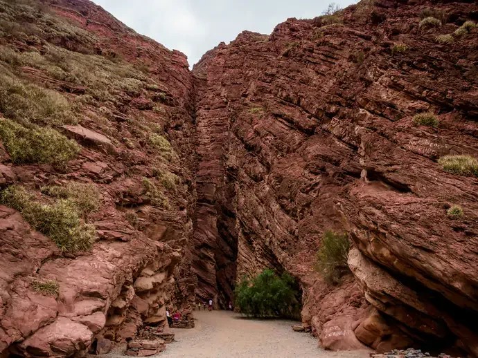 Desbrave as montanhas e paisagens desérticas de Salta, no norte da Argentina