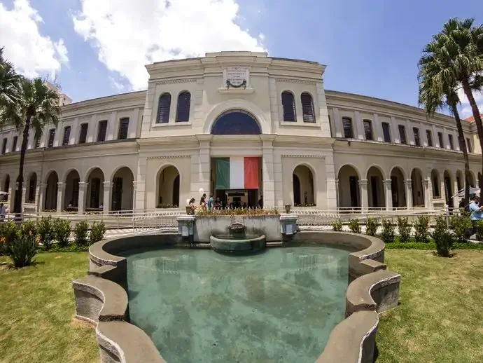O Museu da Imigração conta a história de quem chegou ao ao Brasil por meio da Hospedaria de Imigrantes