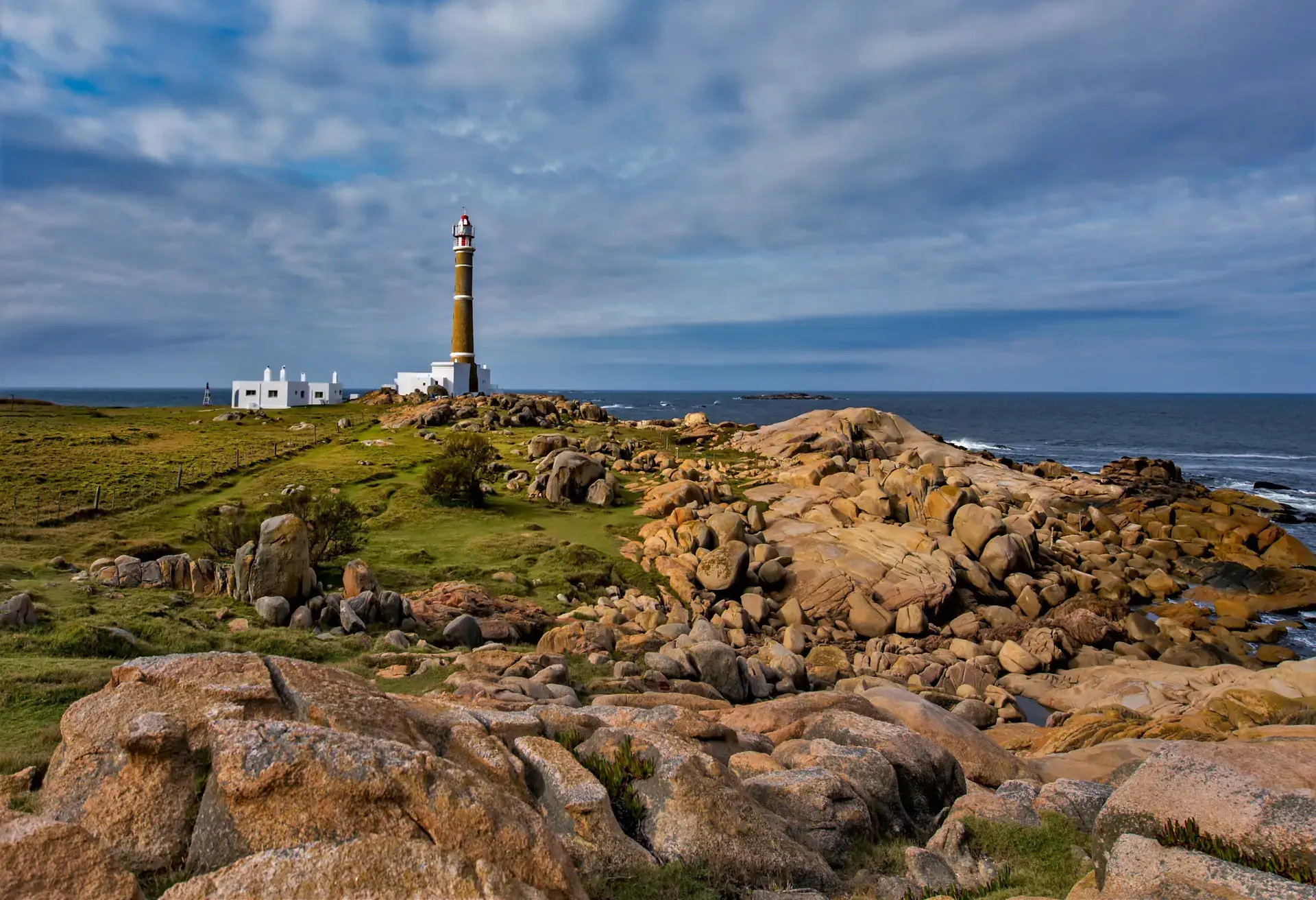 Belas paisagens, tranquilidade e muitos leões-marinhos: bem-vindo a Cabo Polônio!