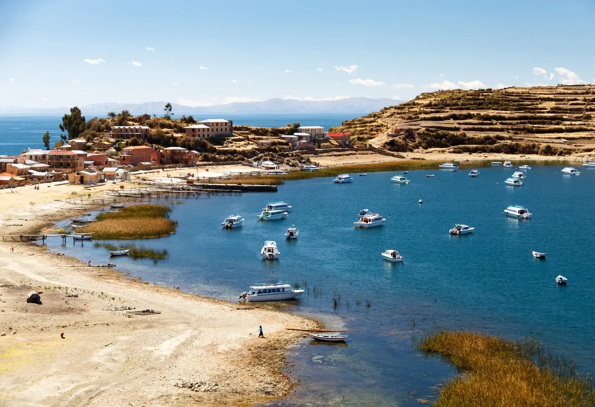 Encante-se com as paisagens paradisíacas da Isla de Sol, em meio ao Lago Titicaca
