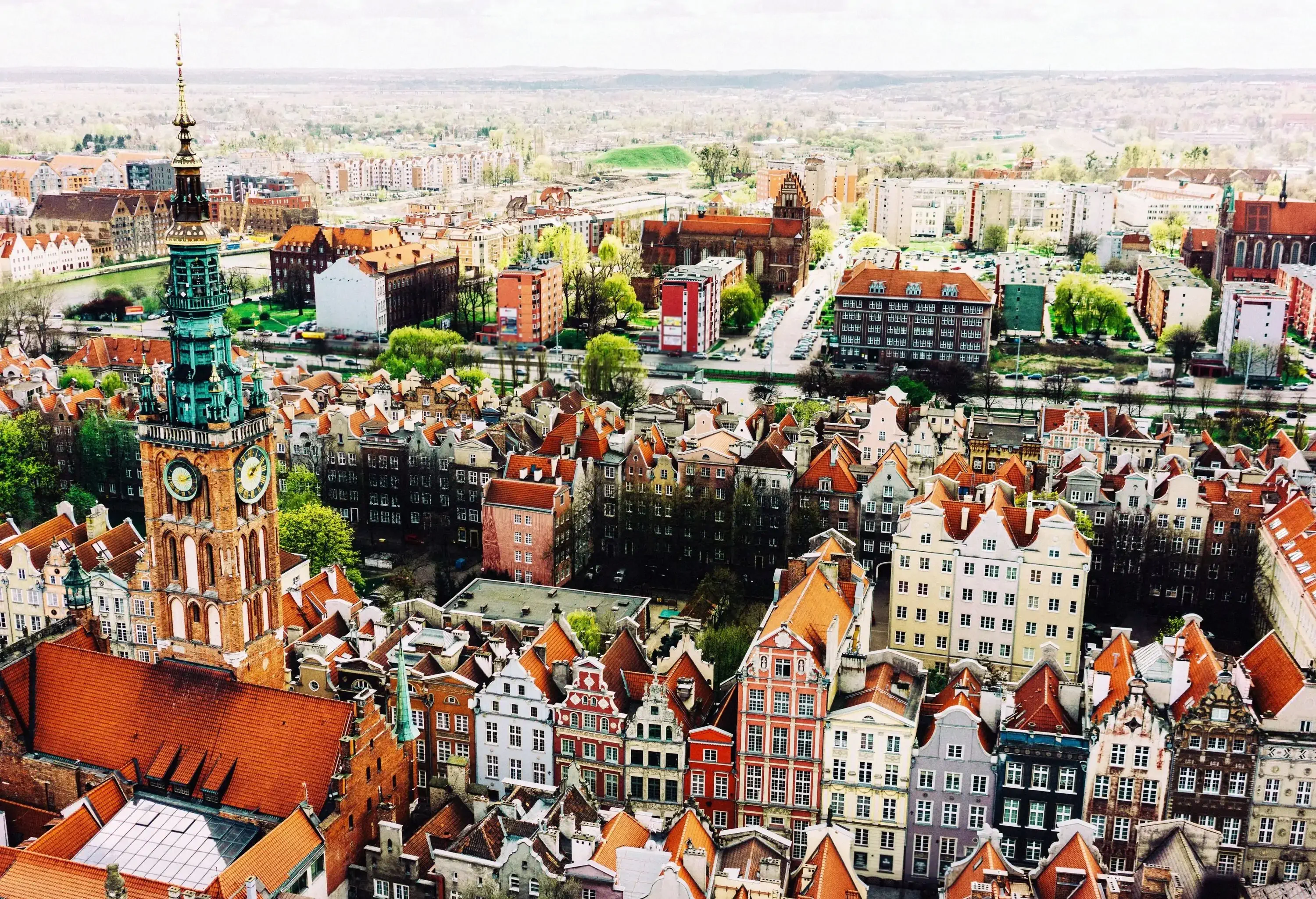 The spectacular skyline of Gdask defined by its splendid town hall clock tower and colourful buildings.