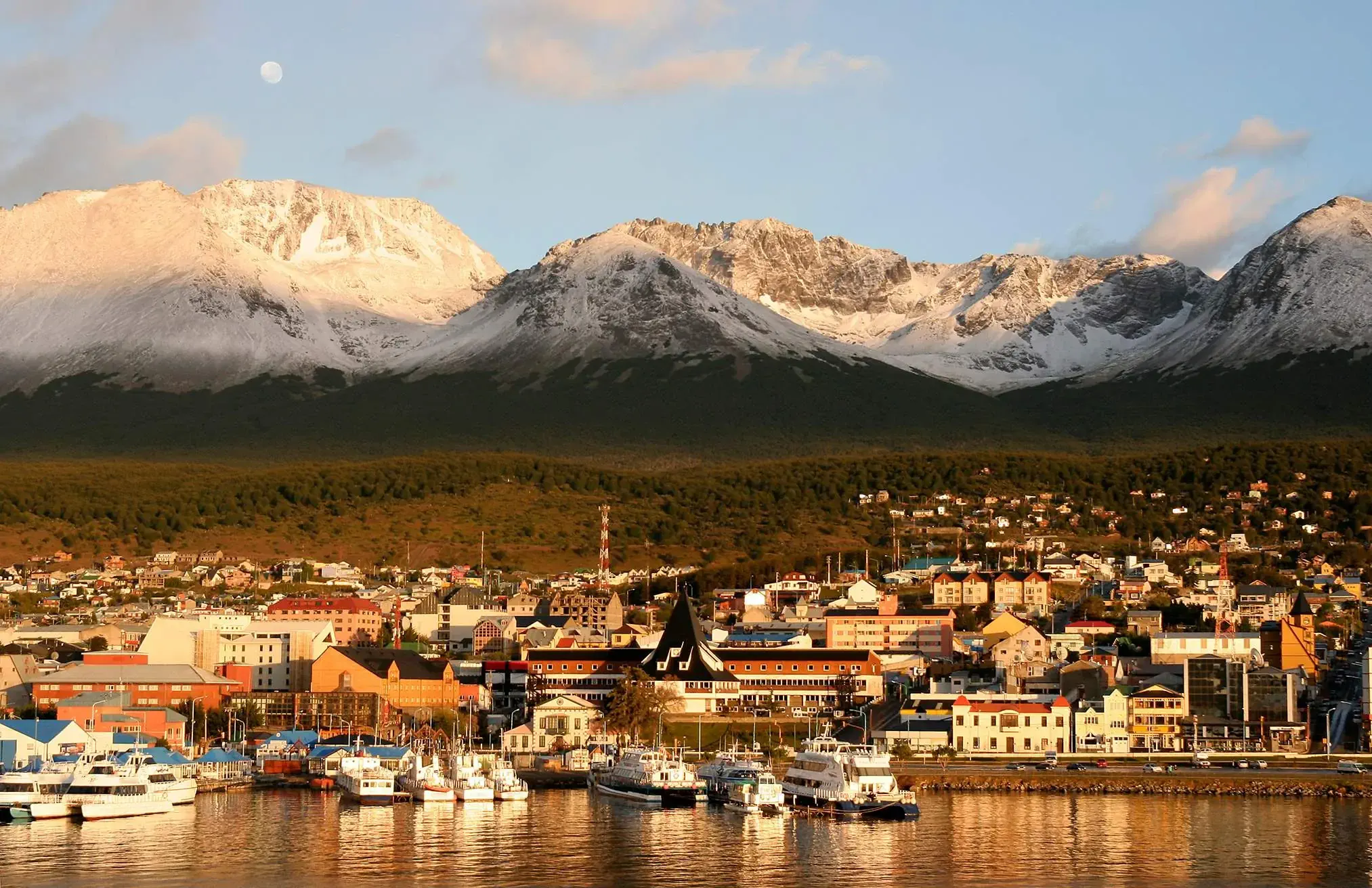 lp-ushuaia_1920x1312