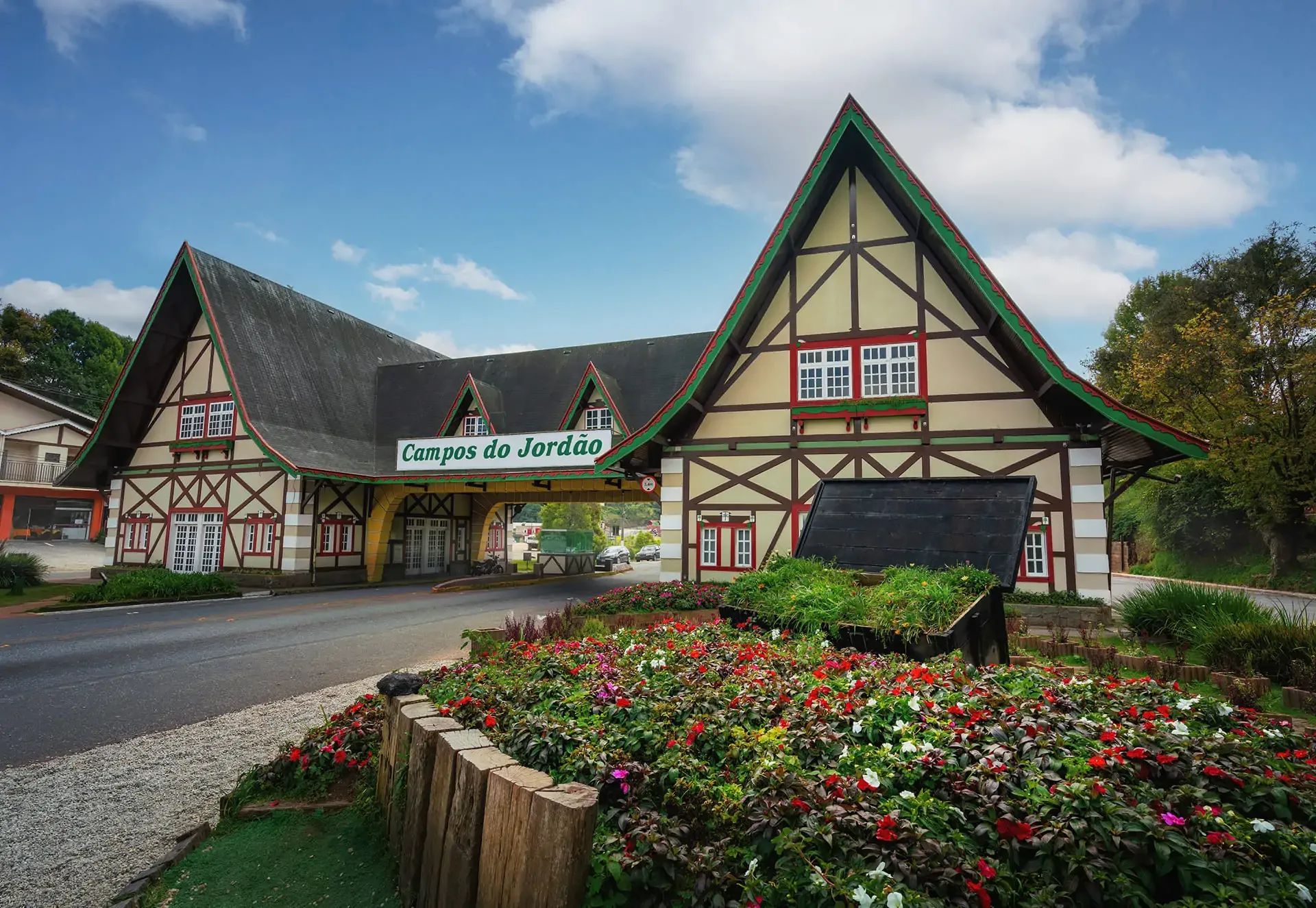 subpage_festivalcard3_1920x1312_guiafestivais