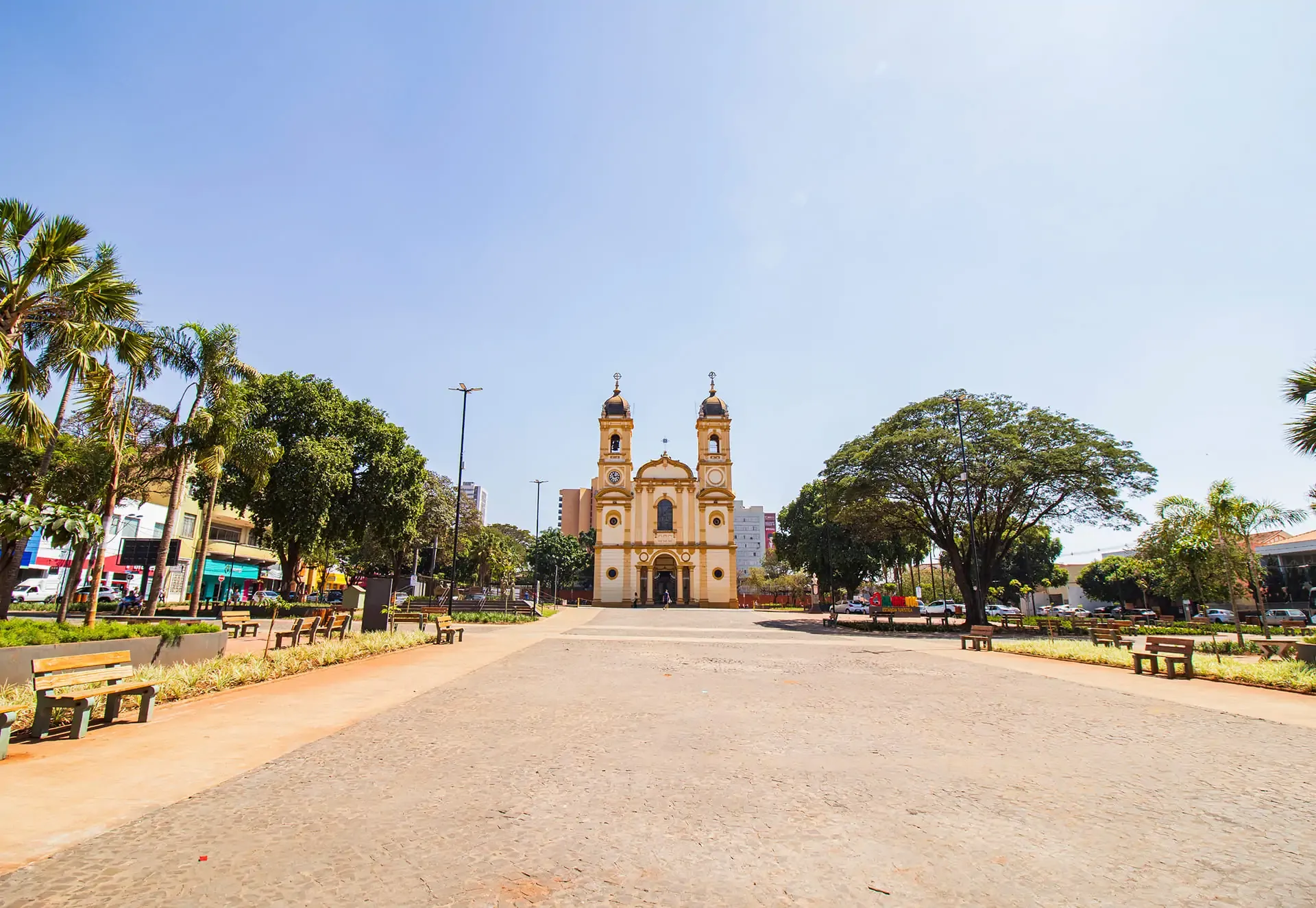 subpage_carnavalbarretoscard1_1920x1312_guiafestivais