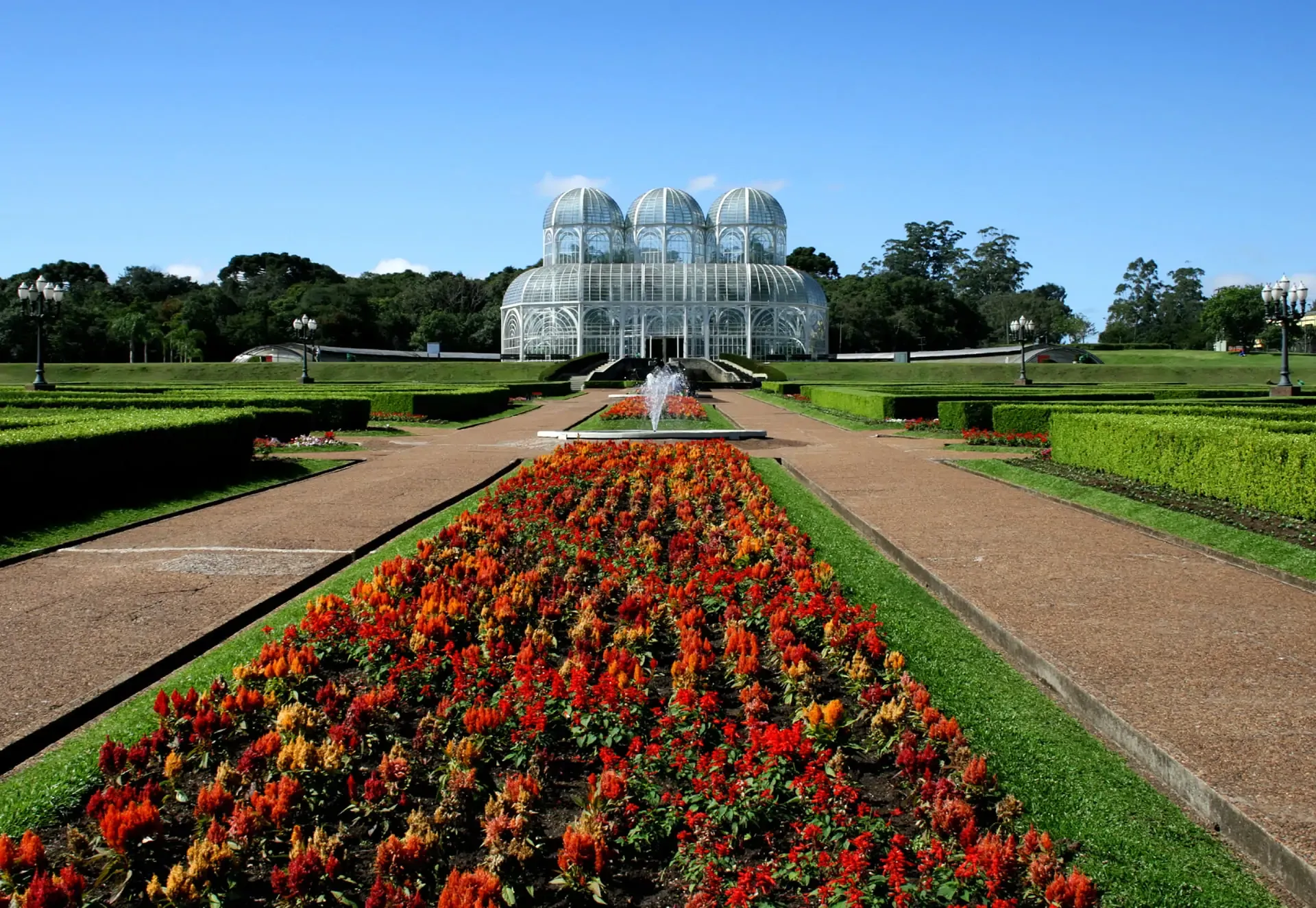 subpage_festivalcuritibacard2_1920x1312_guiafestivais