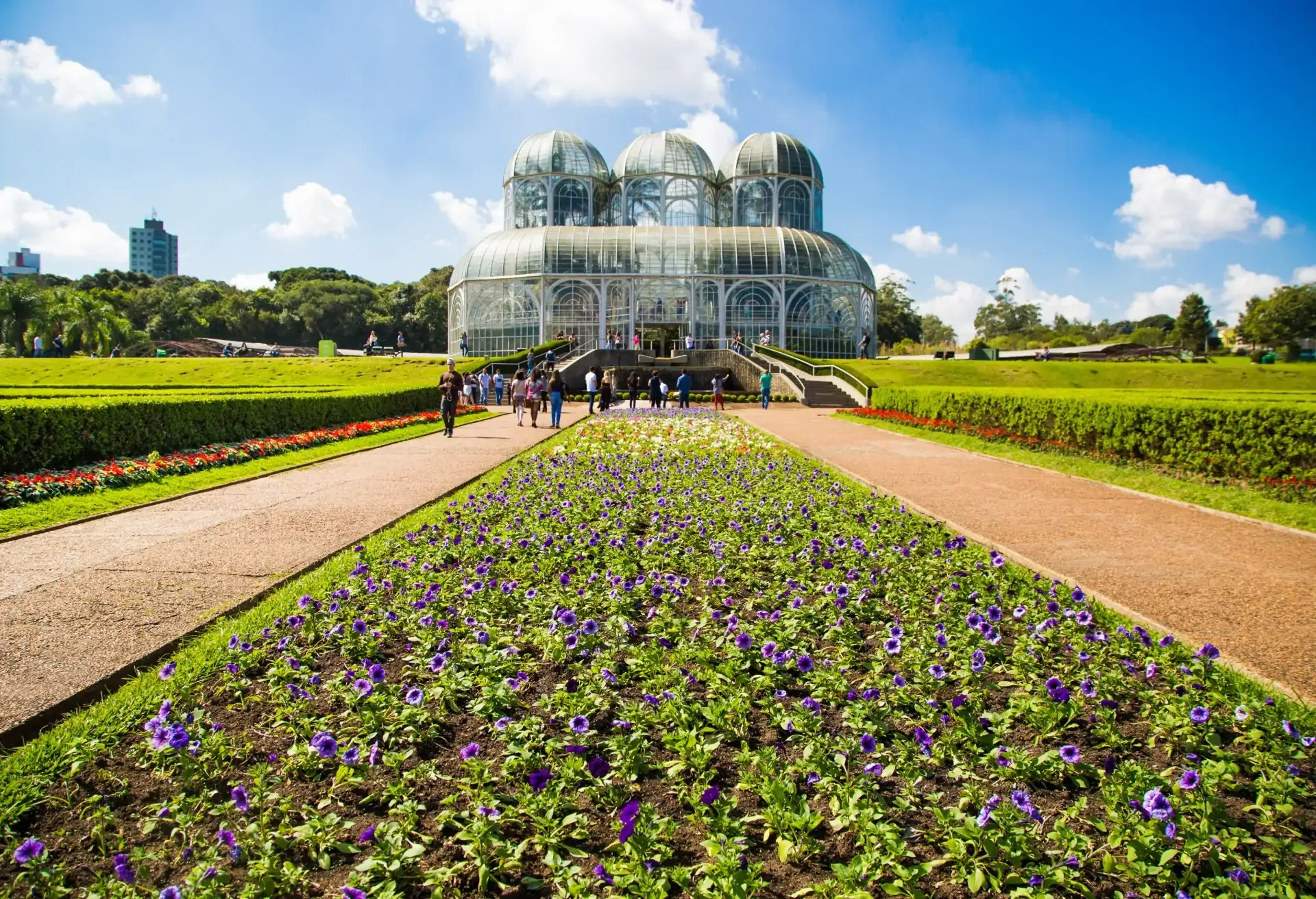 card1_curitiba_planes_1920x1312_guiafestivales